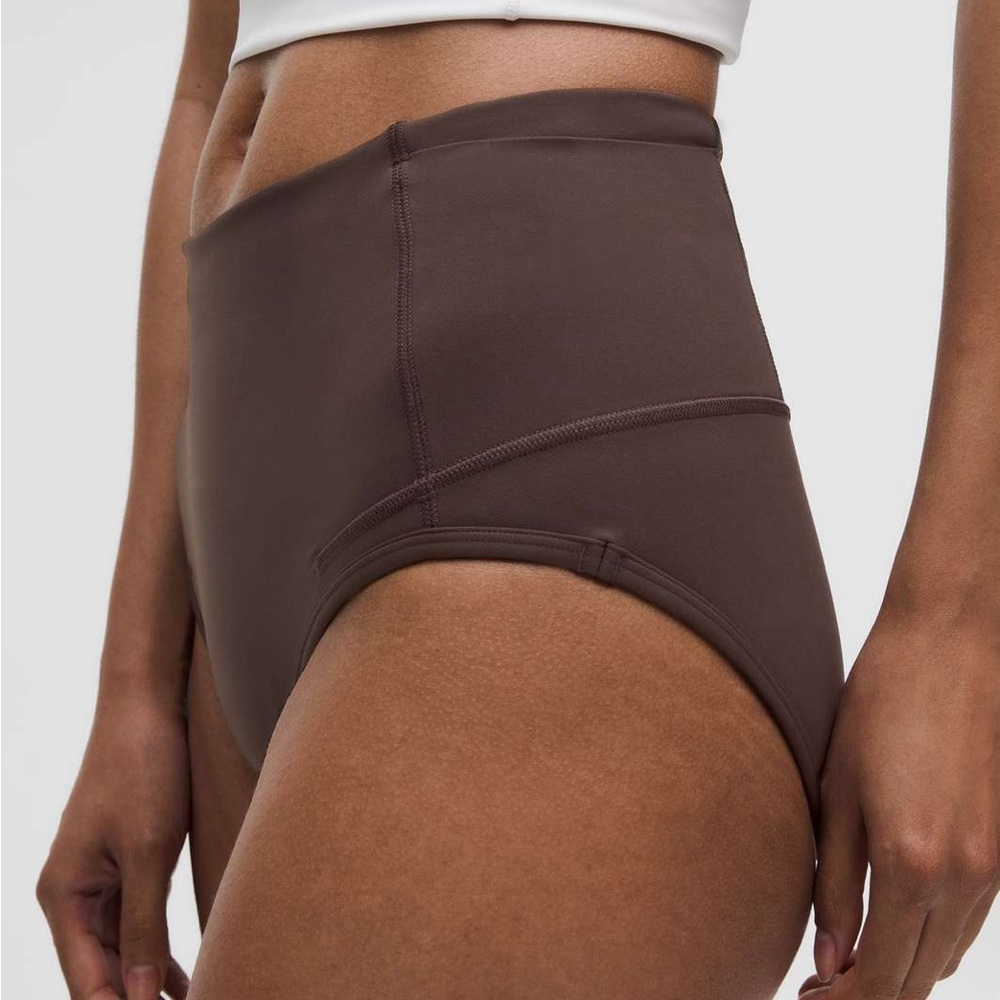 Lululemon Swift Speed High-Rise Race Brief